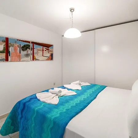 Galene Del Mar Villa